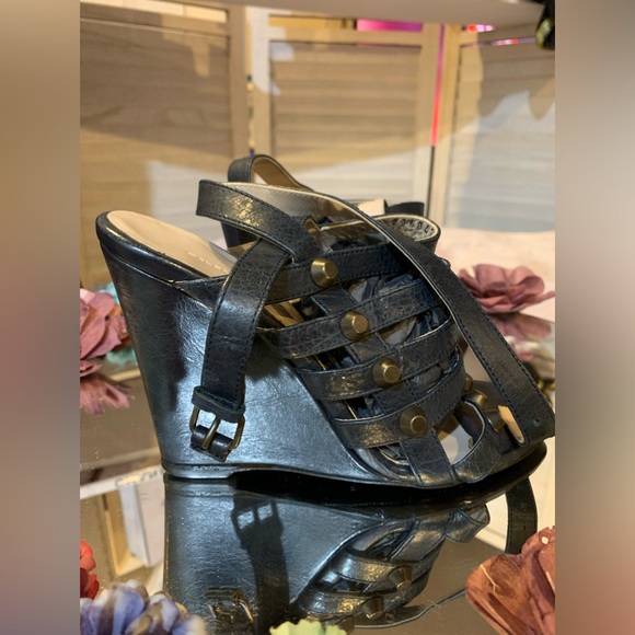🥰😘BALENCIAGA studded gladiator wedges.
EUC. - Picture 7 of 9
